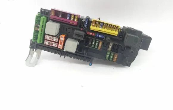 Mercedes-Benz E W212 Fuse box set A2129020008 A2129009522