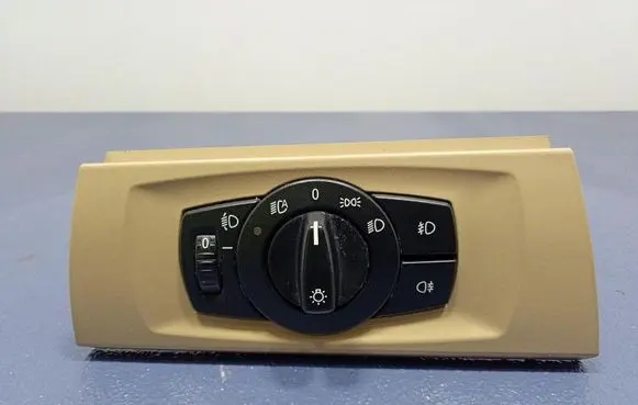 BMW X3 E83 Light switch 6932792