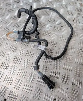 BMW 1 E82 E88 Fuel line pipe 7800666 780066604