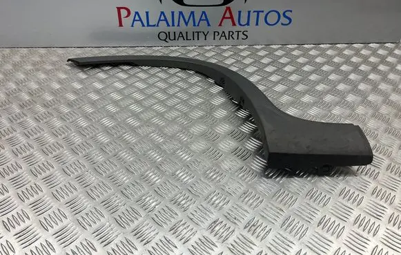 Fiat 500L Front arch trim 735568352