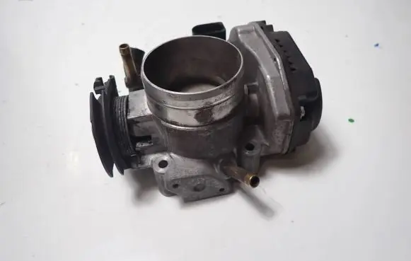 Seat Toledo II (1M) Throttle body valve 06A133064M