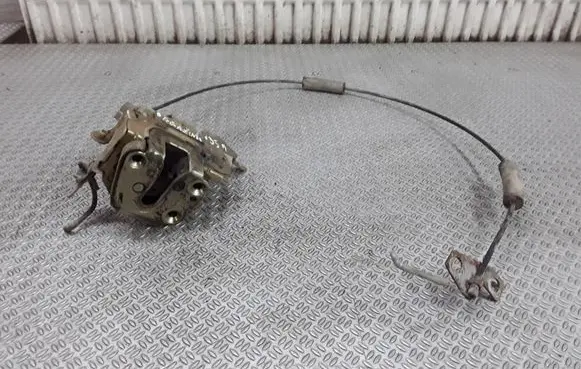 Nissan Terrano Tailgate/trunk/boot lock/catch/latch