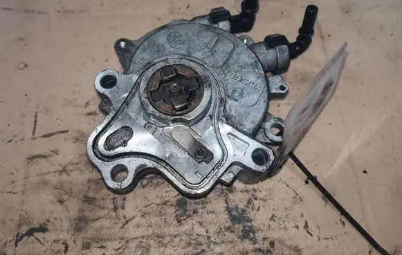 Citroen C6 Vacuum pump 4R8Q2A451AE