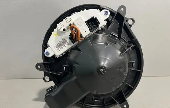 BMW 3 GT F34 Heater fan/blower T1014417J 9276112 T10114414W
