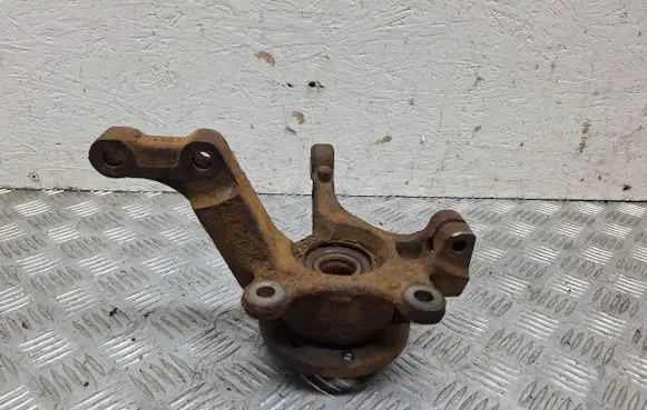 Front wheel hub spindle knuckle