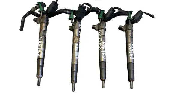 Fuel injectors set