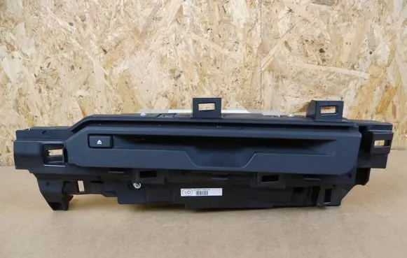 Lexus UX Radio/CD/DVD/GPS head unit 8612076J71