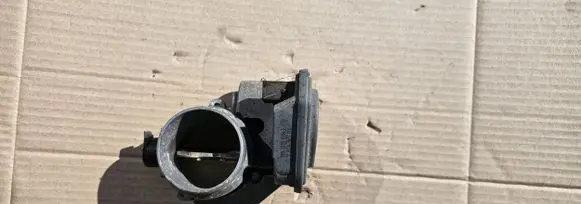 BMW 5 E60 E61 Throttle valve 7804373 B90350143