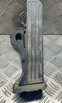 Volkswagen PASSAT B6 Accelerator throttle pedal 1K1721503L 074905 6PV00860000