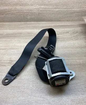 Ford C-MAX I Rear seatbelt 601597500 3M51R61295AC
