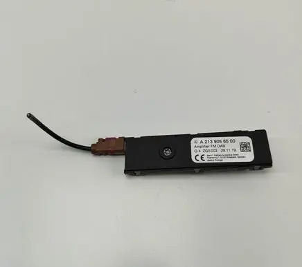 Mercedes-Benz E W213 Aerial antenna amplifier A2139056500