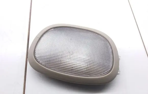 Chrysler PT Cruiser Front seat light 04685242 272400