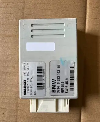 BMW X6 E71 Air suspension control unit module (rear) 6793163