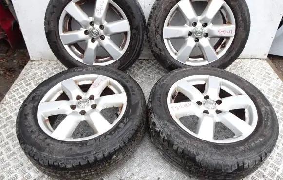 Nissan X-Trail T31 R17 alloy rim 