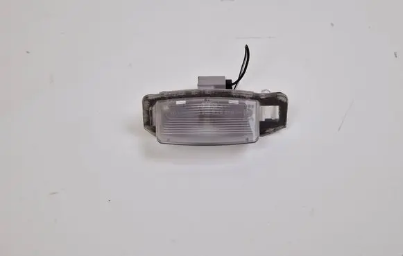 Mitsubishi Outlander Number plate light 1141283