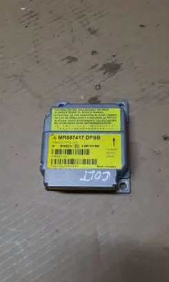 Mitsubishi Colt Airbag control unit/module MR587417 0285001685 PMR587417