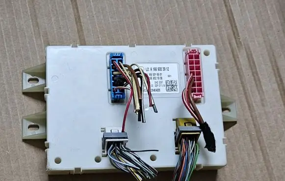Mercedes-Benz GL X166 SAM control unit A1669003912 A1669016901 A1669021606