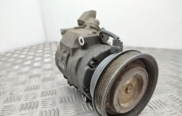 Toyota RAV 4 (XA20) Air conditioning (A/C) compressor (pump)