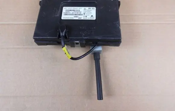 KIA Sorento Keyless (KESSY) go control unit/module 95480C5110