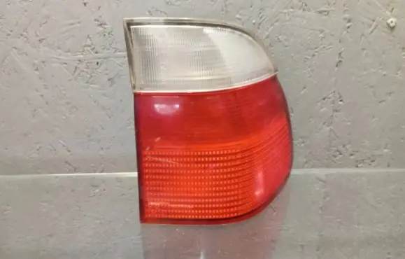 BMW 5 E39 Rear/tail lights 2496322 301244M5 2496340
