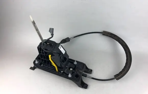 Volkswagen Tiguan Gear shifter/selector 5QK713025AB 5Q0713061A 5QF713263B