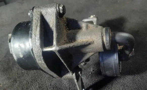 BMW 3 E46 Generator/alternator bracket 