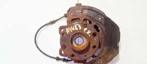 Opel Vectra B Front wheel hub