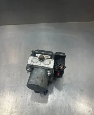 Audi A4 S4 B7 8E 8H ABS Pump 8e0910517017 0265950358 49026E0172
