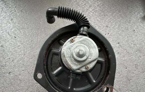 Mitsubishi Pajero Heater fan/blower MB239409