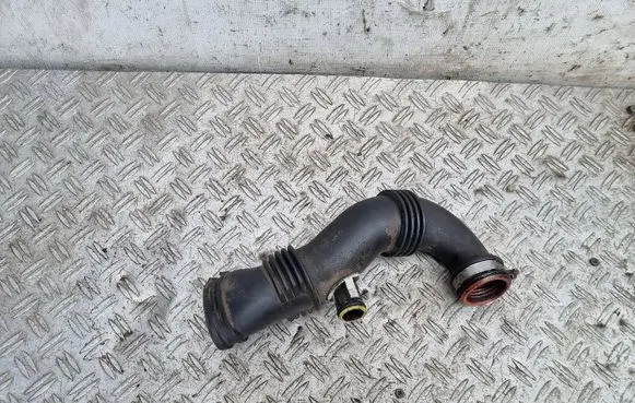Citroen C4 Grand Picasso Turbo air intake inlet pipe/hose 9683735980
