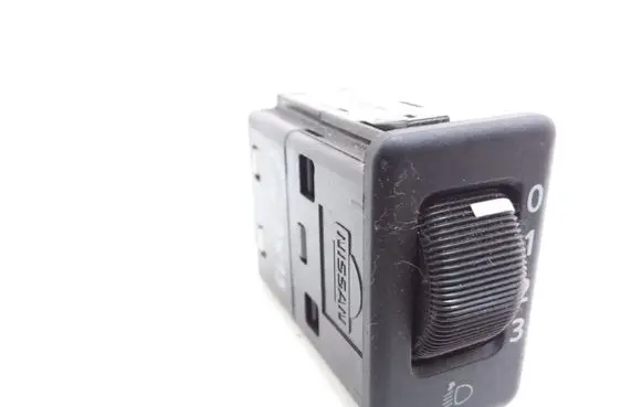 Nissan X-Trail T30 Headlight level height control switch 2Y13