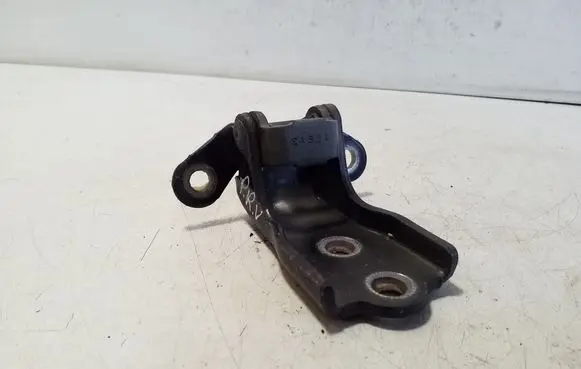 Chevrolet Captiva Front door upper hinge 