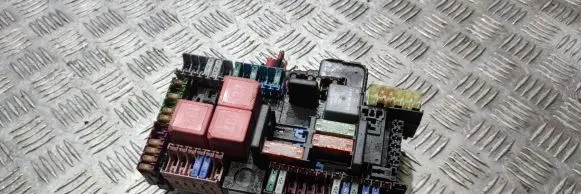 Mercedes-Benz C W205 Fuse module A2059068501