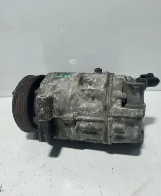 Volkswagen Golf VI Air conditioning (A/C) compressor (pump) 1K0820921 R1348 05629010563