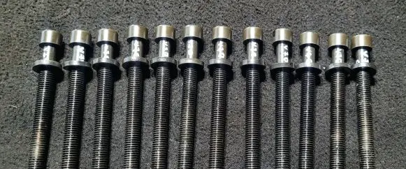 Volvo V70 Cylinder head bolts 