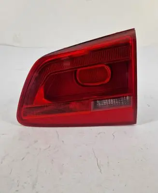 Volkswagen Touran II Tailgate rear/tail lights 176452R