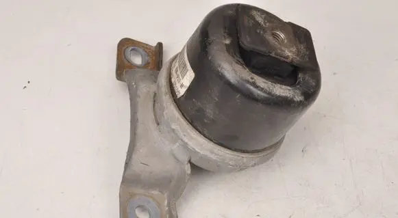 Volvo V60 Engine mount vacuum valve 30793318