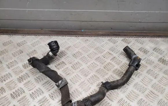 Audi A6 S6 C7 4G Engine coolant pipe/hose 4G0122062A