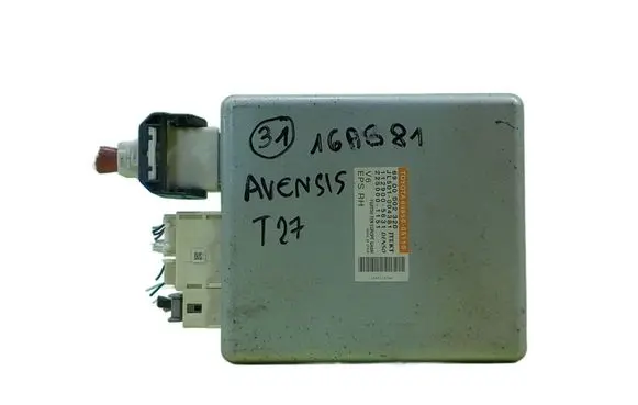 Toyota Avensis T270 Central body control module 8965005110