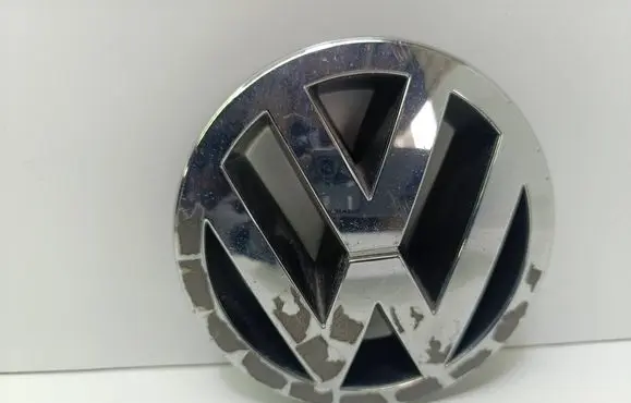 Volkswagen Caddy Manufacturer badge logo/emblem 3B0853601C
