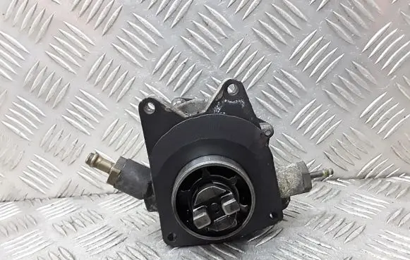 Chevrolet Captiva Vacuum pump 9140307520