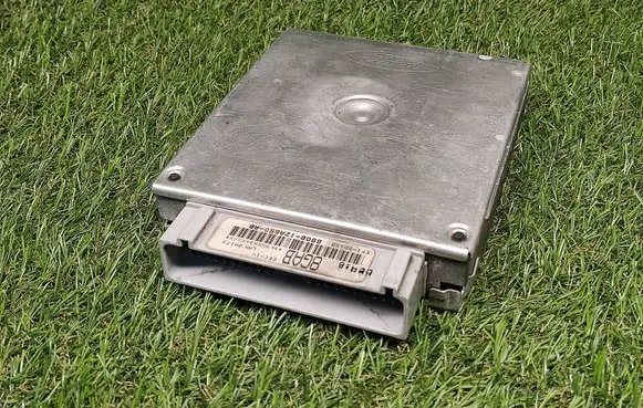 Ford Sierra Engine control unit/module ECU 88GB12A650AB