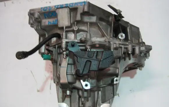 Dacia Sandero Automatic gearbox JT4004