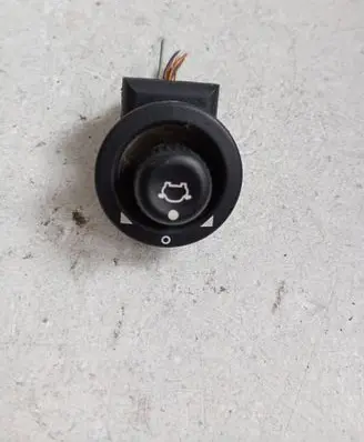 Ford Mondeo Mk III Wing mirror switch 93BG17B676BB