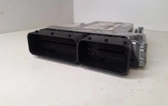 BMW 3 E46 Engine control unit/module 7793863