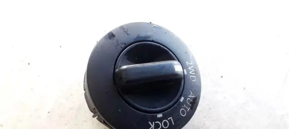 Nissan X-Trail T30 Suspension ride height/mode switch 