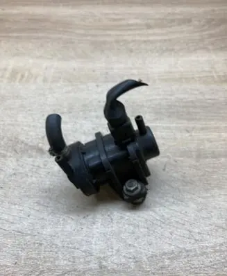 Renault Scenic I Vacuum valve 7700874659