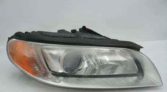 Volvo V70 Headlight/headlamp