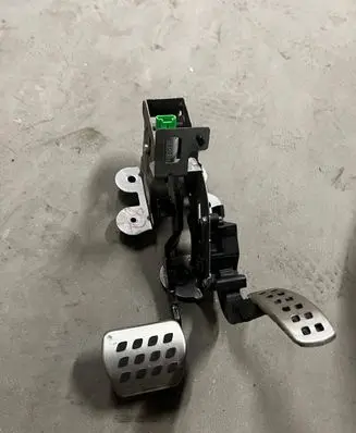 Renault Megane IV Pedal assembly 465017716R