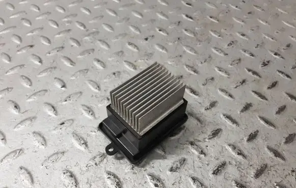 Dacia Sandero III Heater blower motor/fan resistor 271501819R